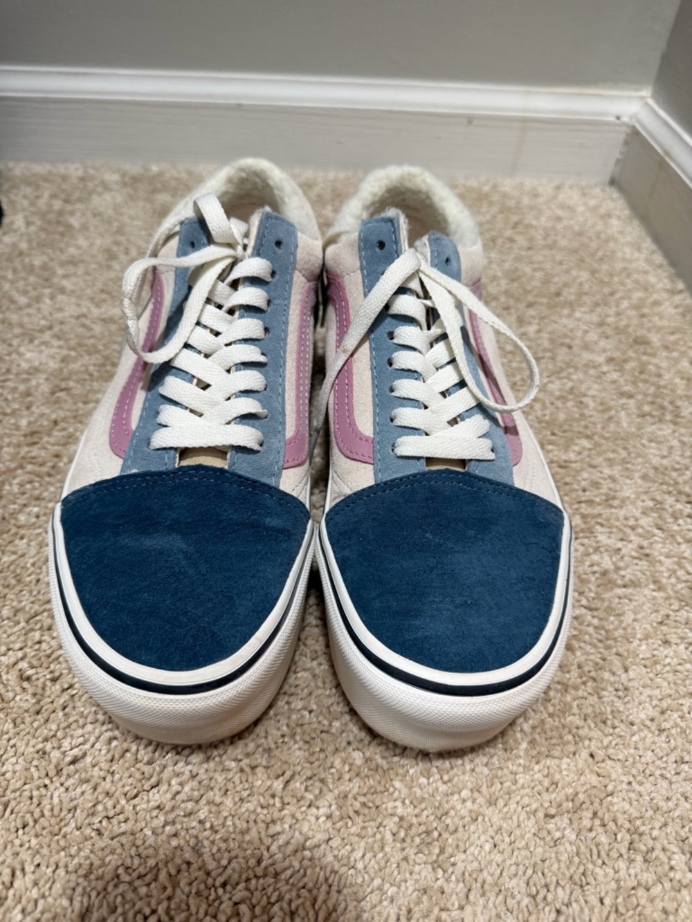 Women’s Size 8 Vans Old Skool Sneakers in Navy, Light Blue & Pink, Platform